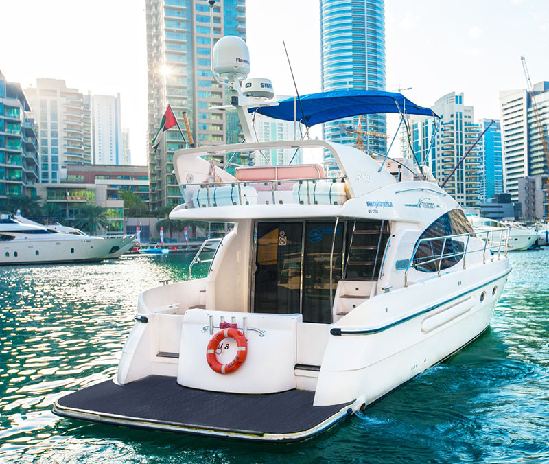 AL-SHALI Yacht-Rental-Dubai-2