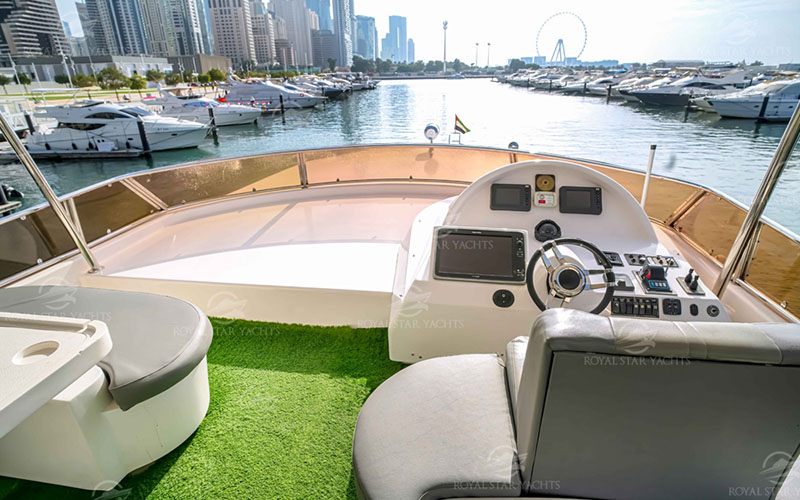 BIG DADDY-Luxury-Yacht-Rental-Dubai-4