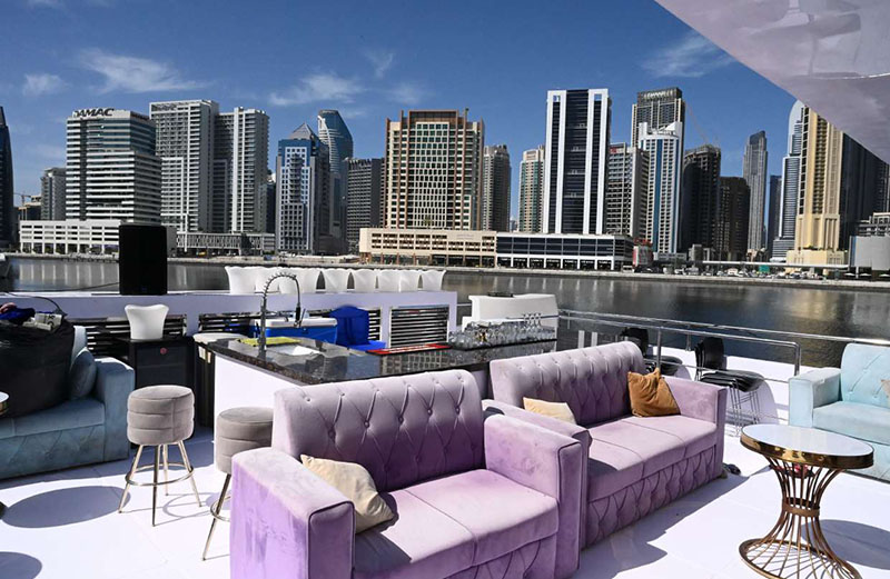 HOUSE BOAT-Yacht Rental Dubai-17