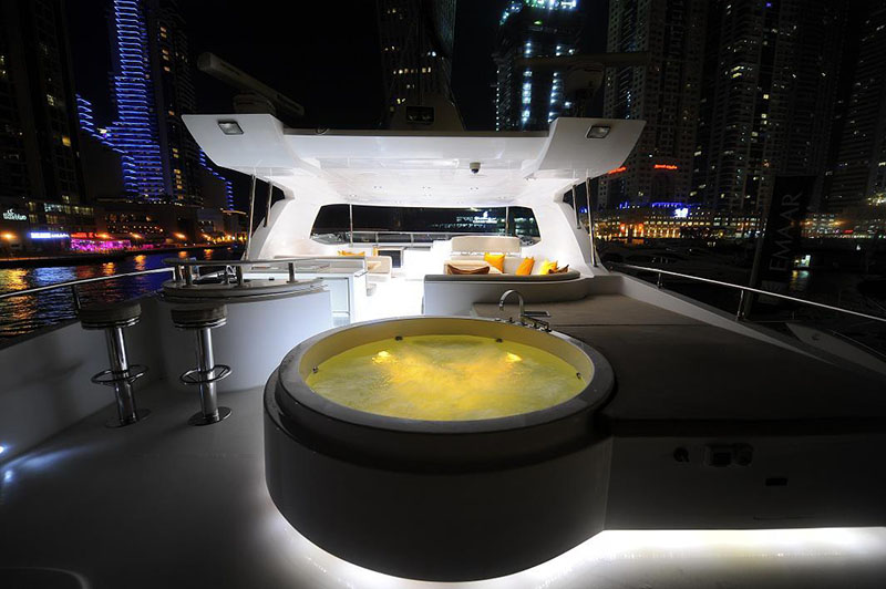 MAJESTY-Luxury-Yacht-Rental-Dubai-10