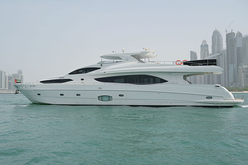 MAJESTY-Luxury-Yacht-Rental-Dubai-2