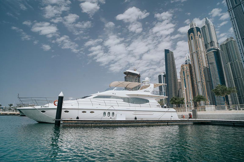 MAYAS-Yacht-Rental-Dubai-20