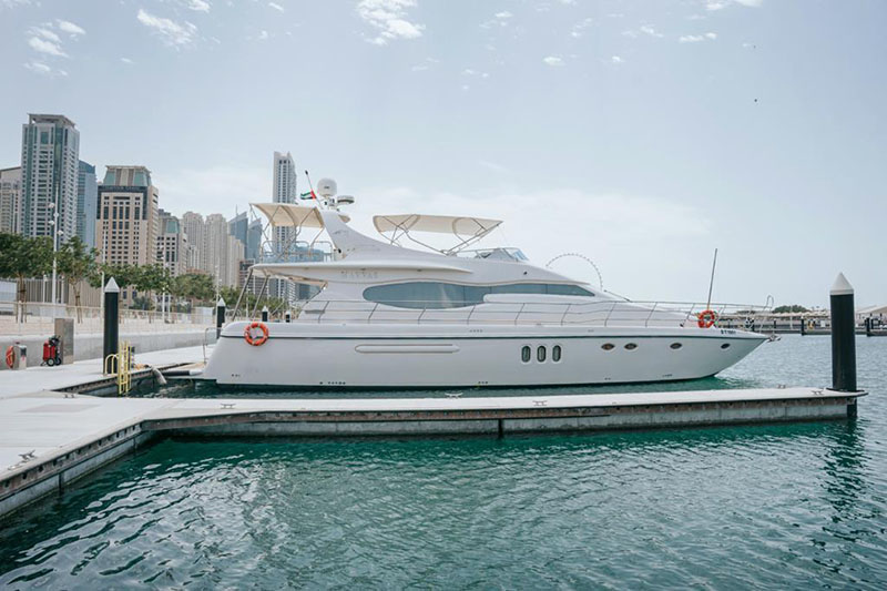 MAYAS-Yacht-Rental-Dubai-21