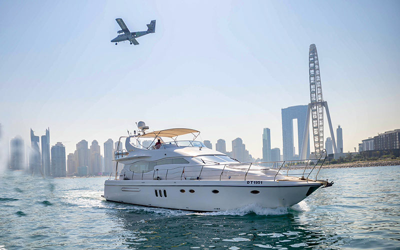 MAYAS-Yacht-Rental-Dubai-25