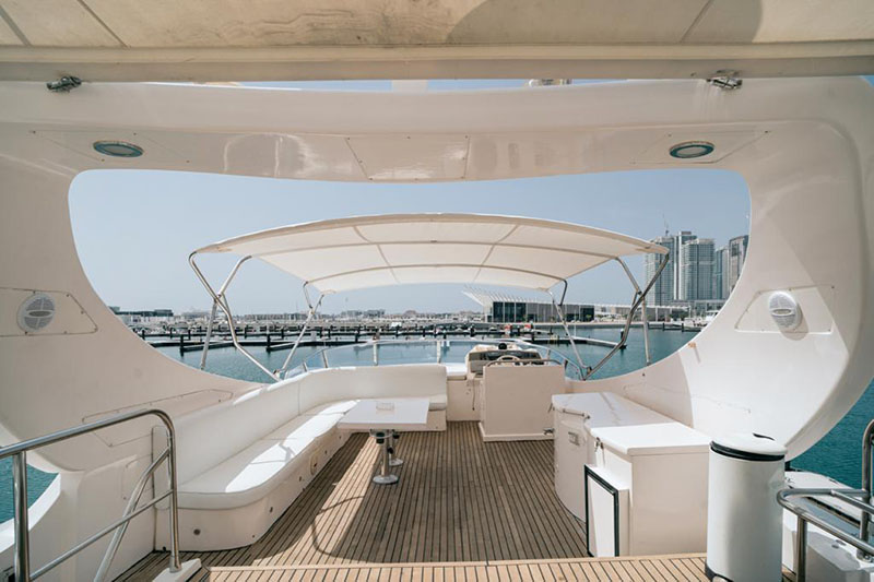 MAYAS-Yacht-Rental-Dubai-6