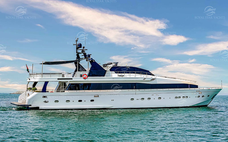 MAZAYEL-Luxury-Yacht-Rental-Dubai-15