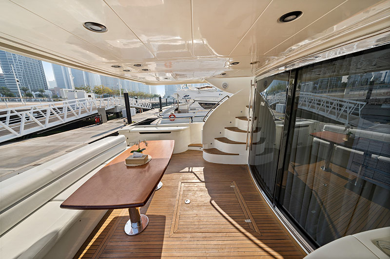 NUVARI-Luxury-Yacht-Dubai-15