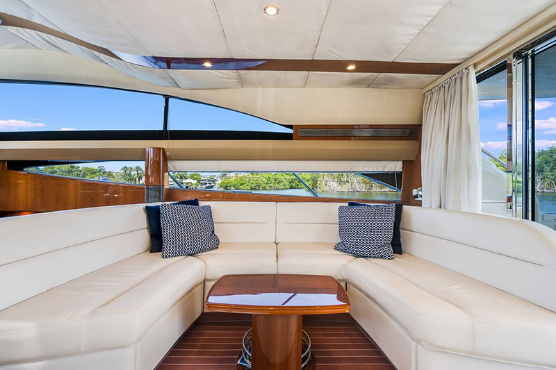 PRINCESS-Luxury-Yacht-Dubai-20