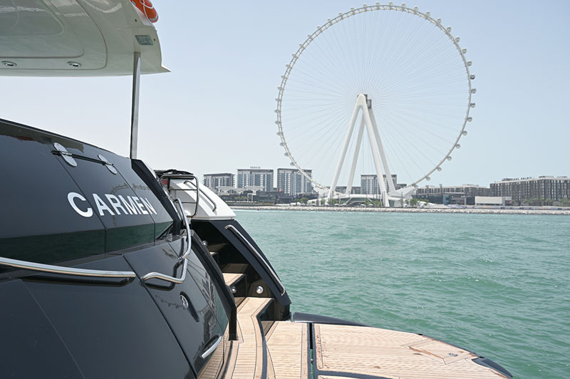 SUNSEEKER-Luxury-Yacht Rental-Dubai-2