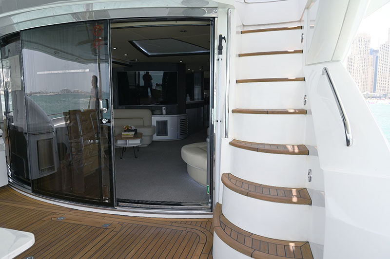 SUNSEEKER-Luxury-Yacht Rental-Dubai-20