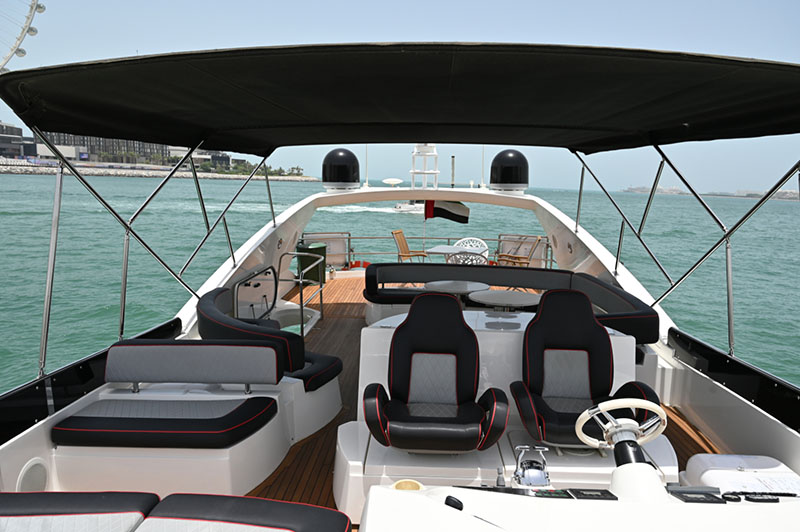 SUNSEEKER-Luxury-Yacht Rental-Dubai-7