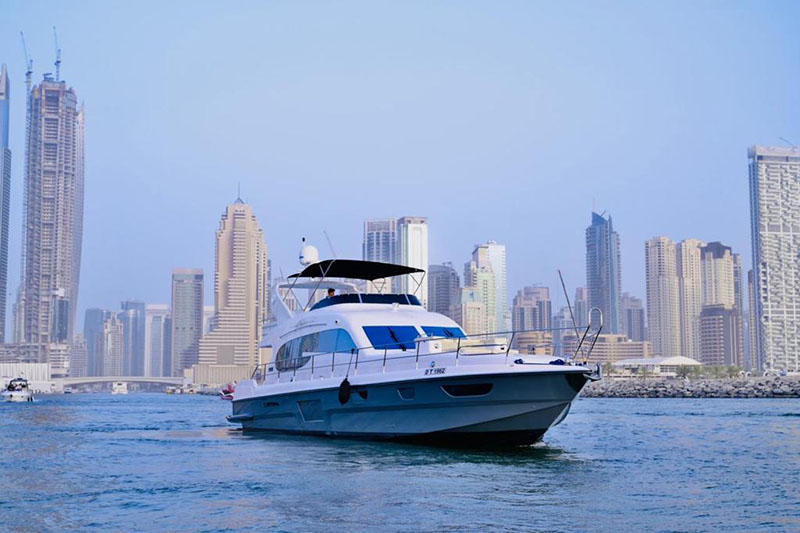 SUPERFLY-Yacht-Rental-Dubai